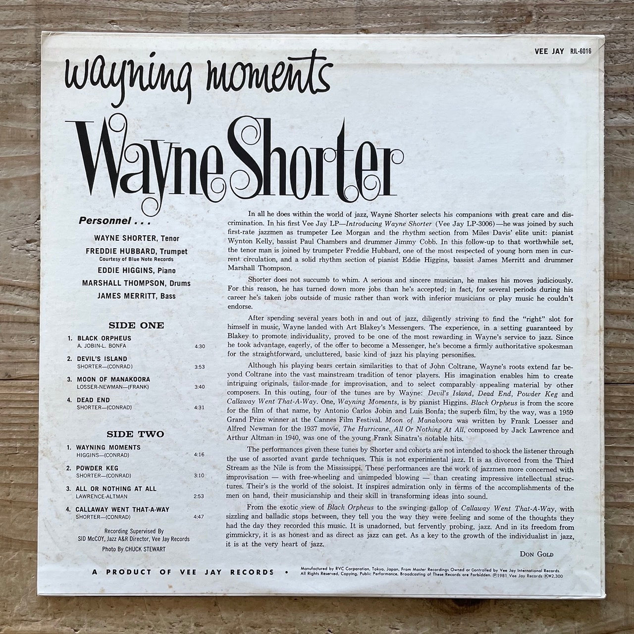 WAYNE SHORTER / WAYNING MOMENTS on Vee-Jay - Japan LP RJL-6016