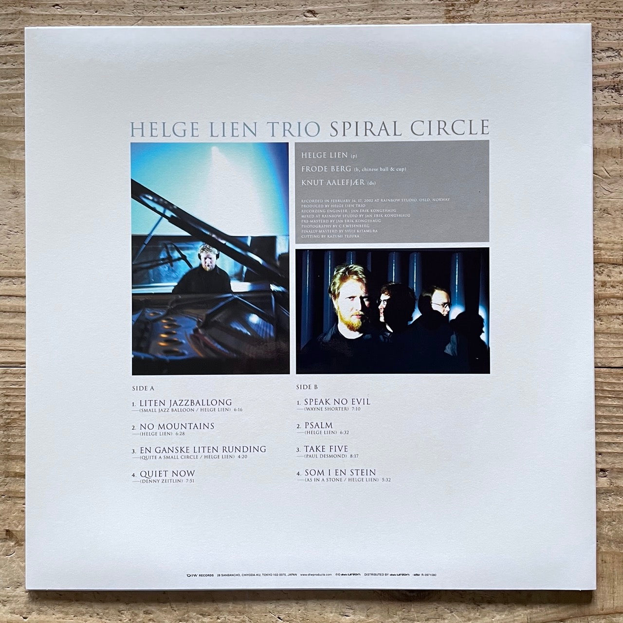 HELGE LIEN TRIO / SPIRAL CIRCLE - Japan DIW Original LP DIW-3029
