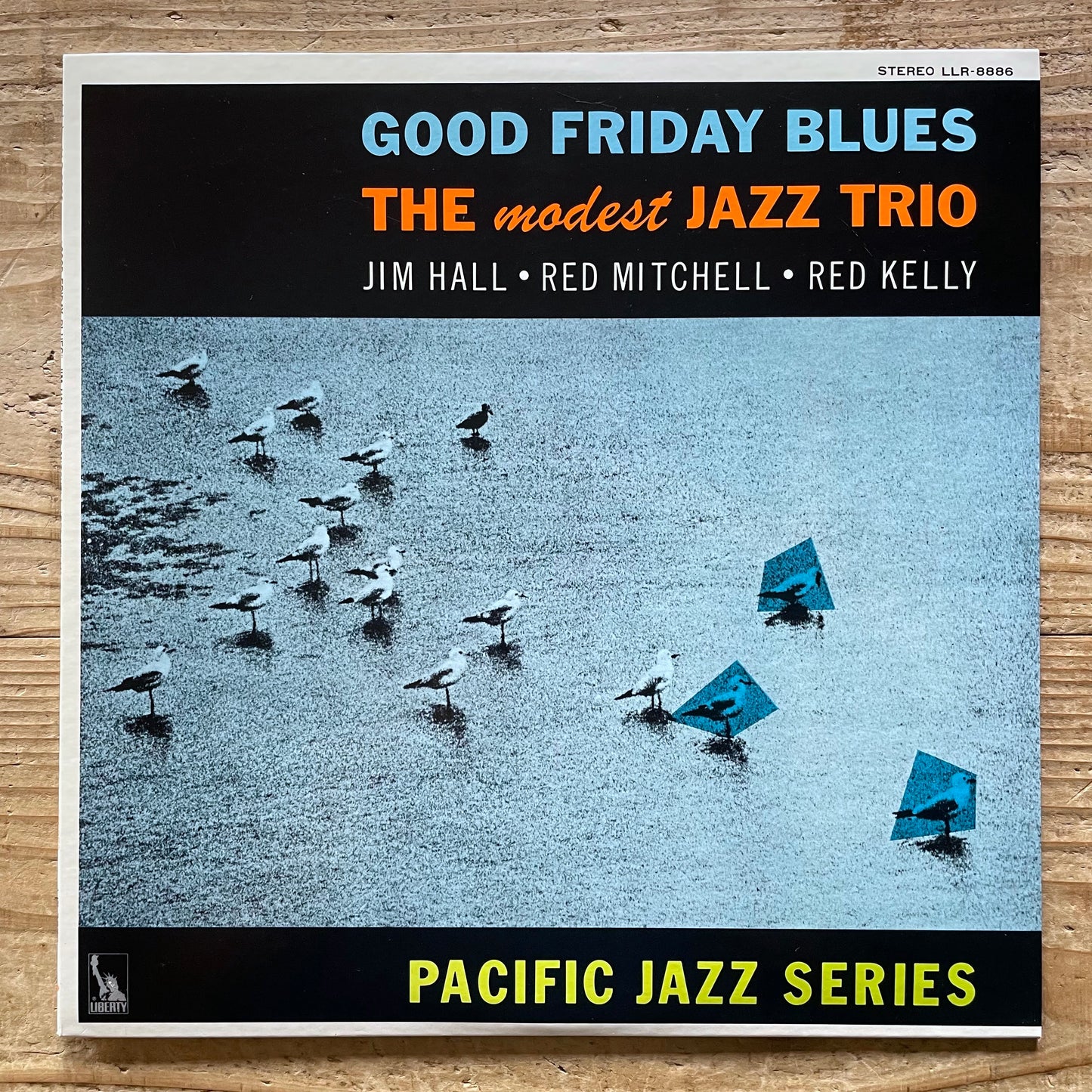 THE MODEST JAZZ TRIO / GOOD FRIDAY BLUES on Pacific Jazz - Japan Liberty LP LLR-8886